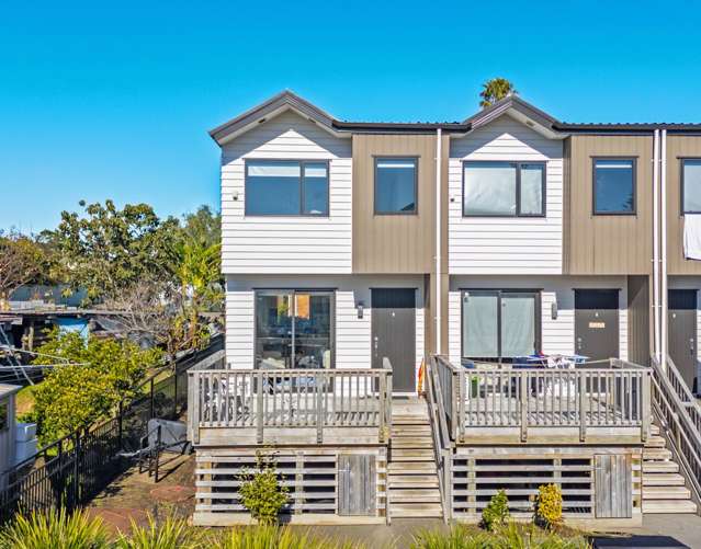 4/15 Rush Place Mangere_3