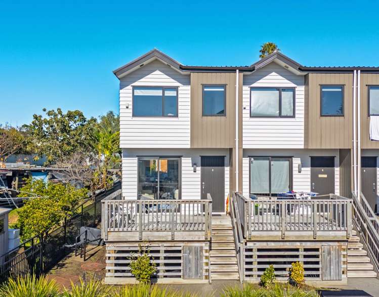 4/15 Rush Place Mangere_2