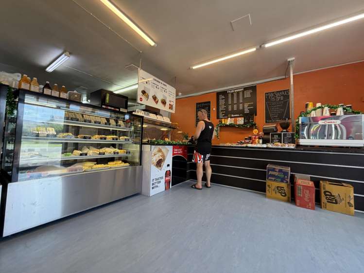 6&8 Ussher Place Pakuranga_10