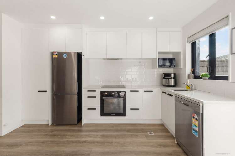 8/5 Dublin Street Pukekohe_1