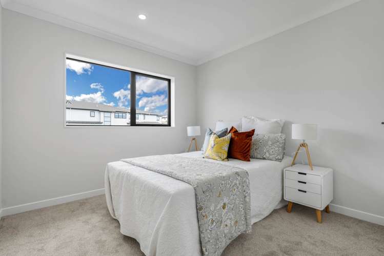 63 Koromeke Street Flat Bush_13