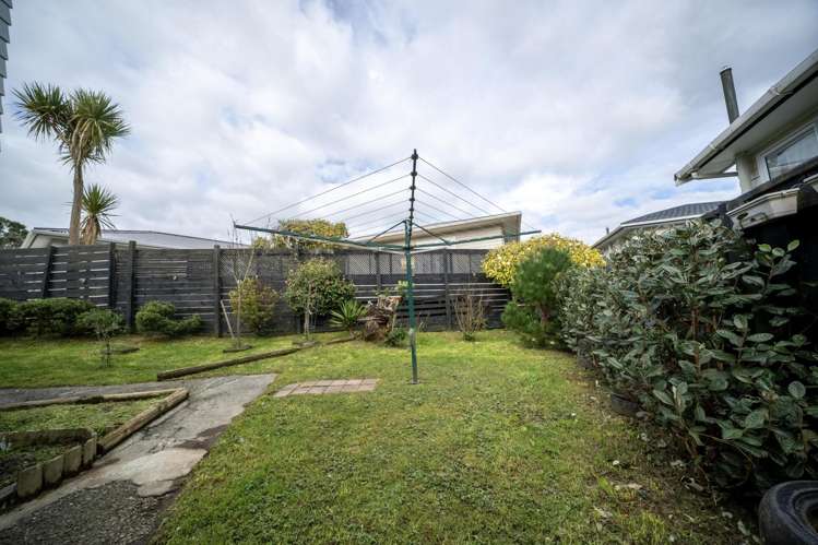 25 Brooker Grove Newlands_12