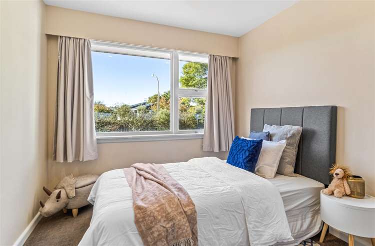 57 West-Watson Avenue Hillmorton_11