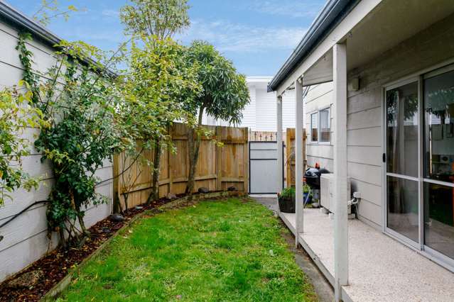 2/127 Rifle Range Road Taupo_1