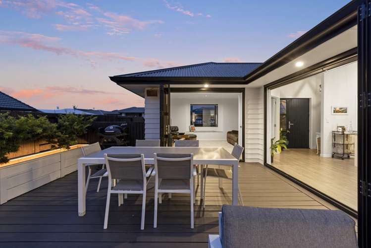 76 Puhirake Crescent Pyes Pa_6