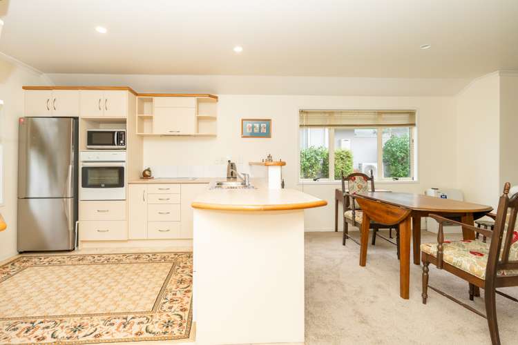 24/16 Rototuna Road Flagstaff_15