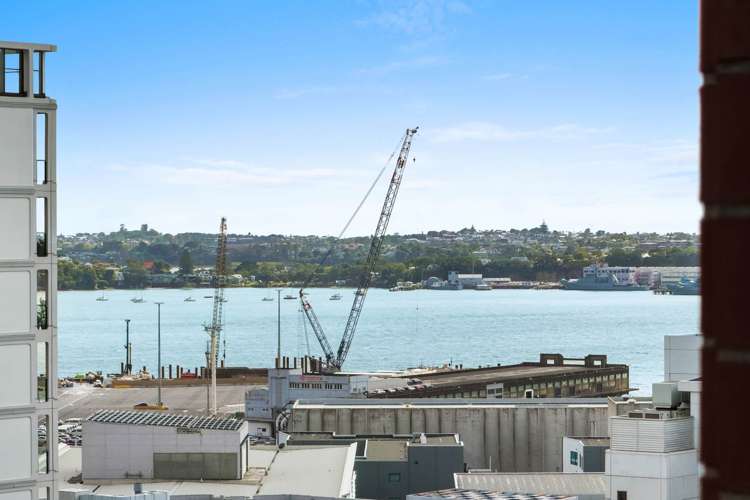 8E/50-52 Eden Crescent City Centre_6