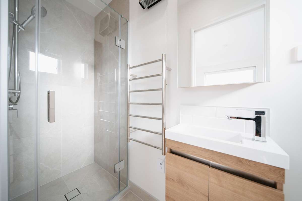 135 Grace Road_4