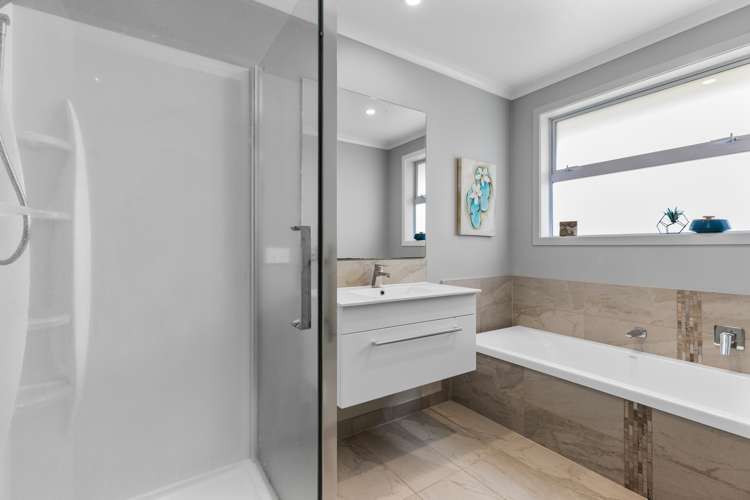 11 Caldera Close Pyes Pa_16