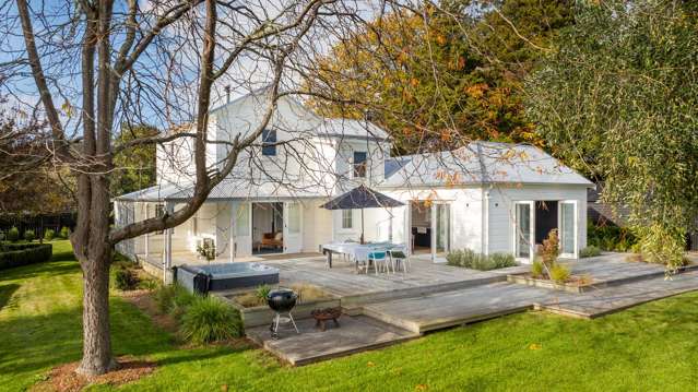 Lovingly restored villa with modern comforts