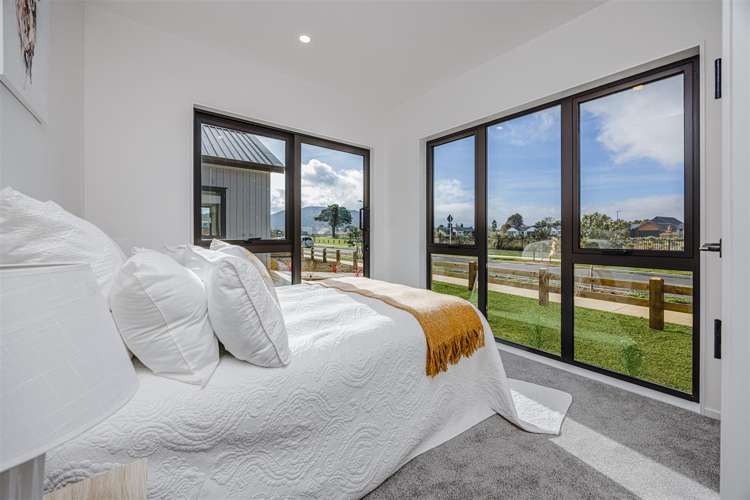 8 Arahi Road Clevedon_16