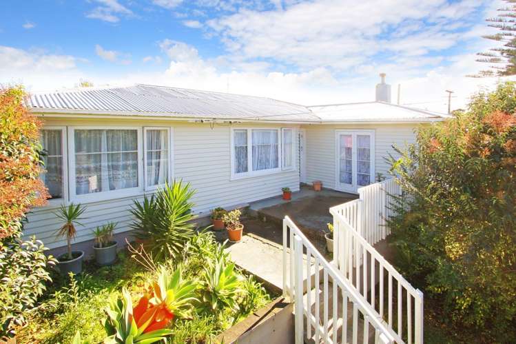 14 Tawa Crescent Manurewa_1