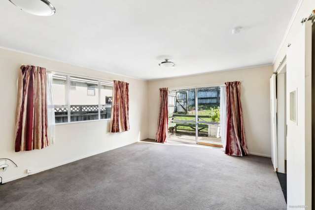 1/22 Lambrown Drive Totara Vale_3