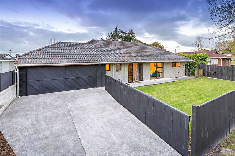 3 Chantal Place Red Hill_18