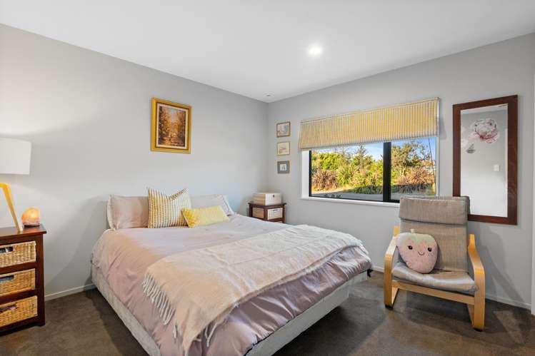 5808 West Coast Road Springfield_19