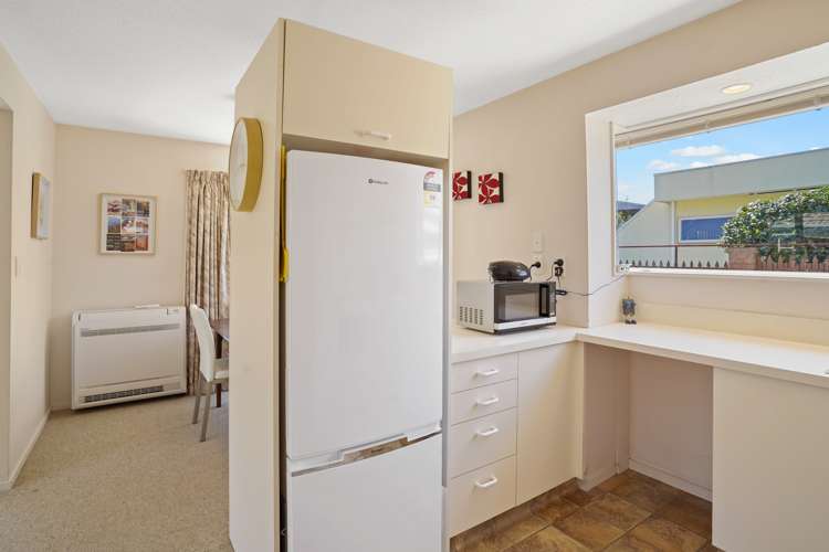 2/35 Avonhead Road Avonhead_7