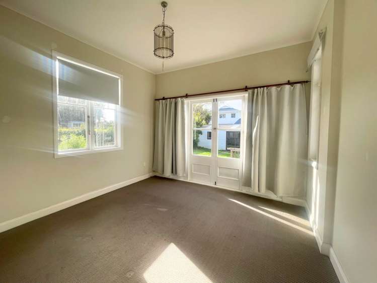 9 Huapai Street Kensington_6