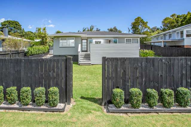 4 Judith Place Titirangi_1