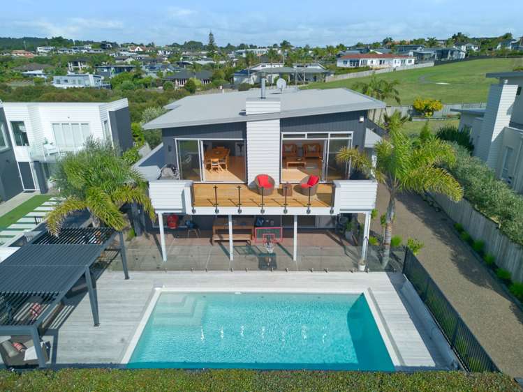 10 Columbia Crescent Beachlands_5