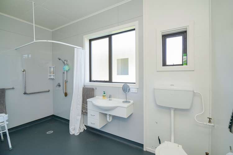 61 Orepuki Riverton Highway Riverton_11