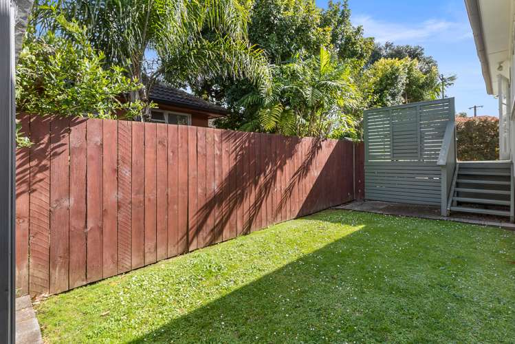 29 Coates Crescent Panmure_7