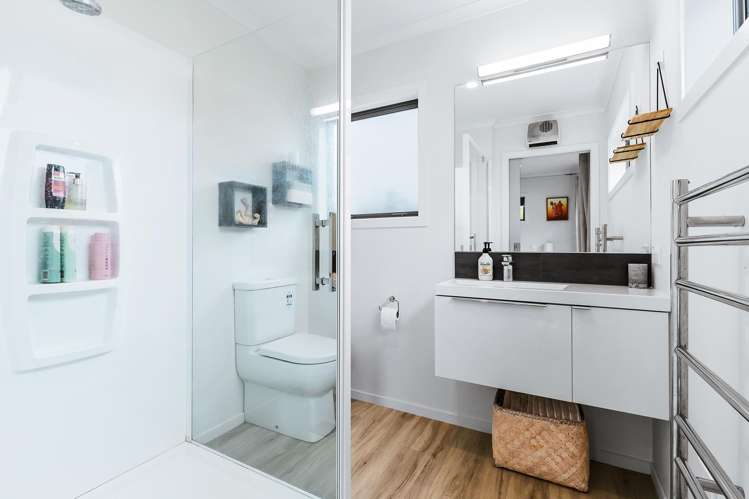 297 Tauhara Ridge Drive Richmond Heights_10