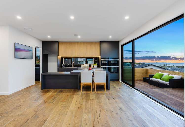 7 Pakirikiri Street Long Bay_7