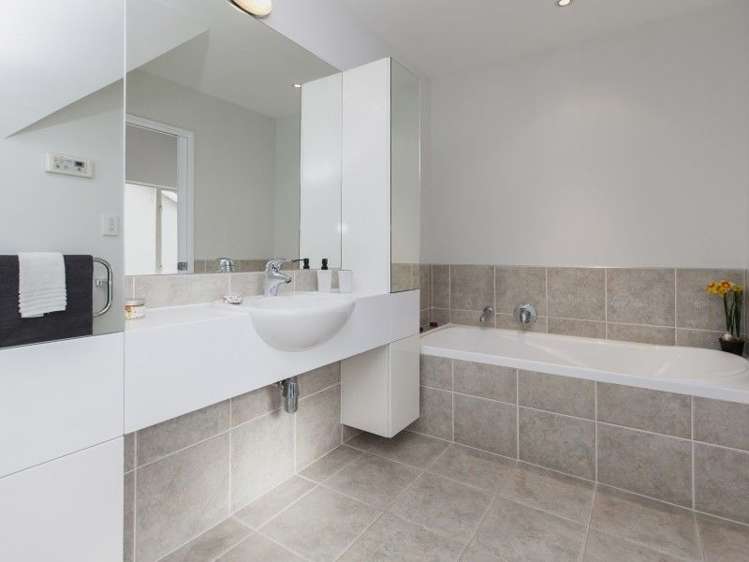 75 Merivale Lane Merivale_13