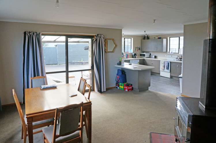 13 Jenkin Street Strathern_3