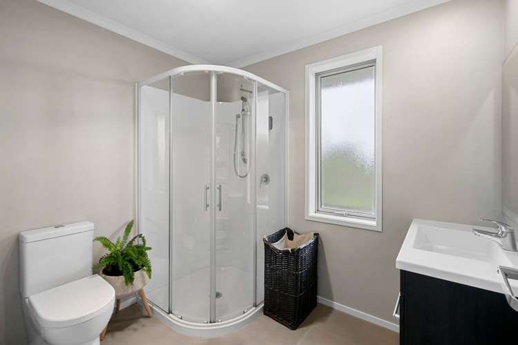 173 Perth Road Okato_14