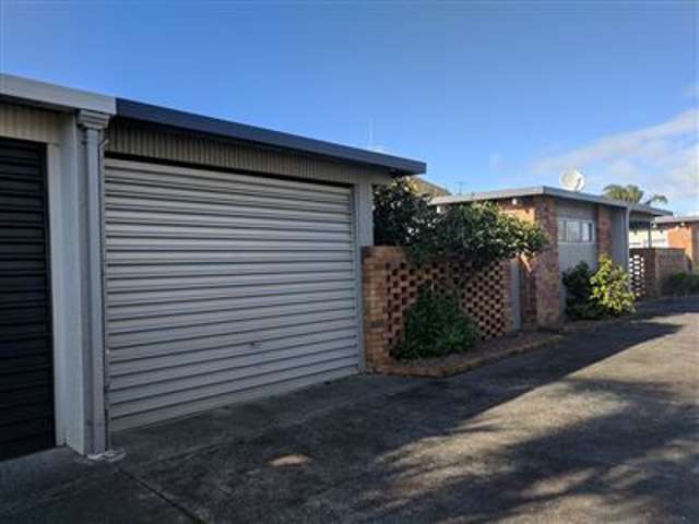 2/50 Kitchener Road Milford_2