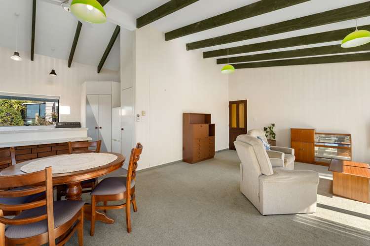 1/40 Burleigh Road Redwoodtown_13