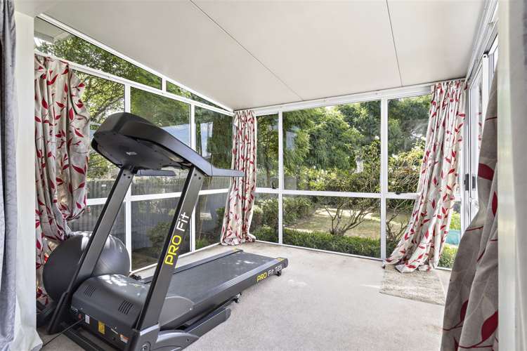 128 High Street Solway_12