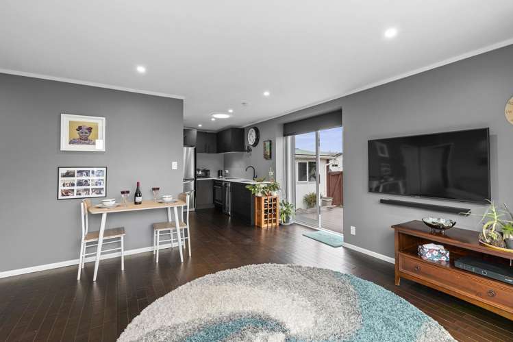 1 Harvard Grove Totara Park_5