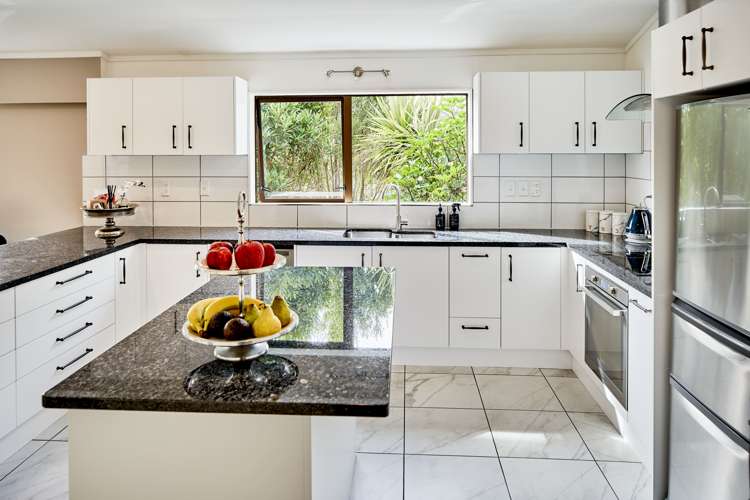 5 Achilles Close Tawa_9