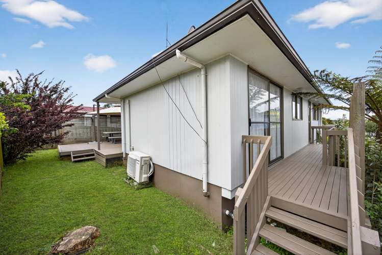 37 Botany Road Botany Downs_18