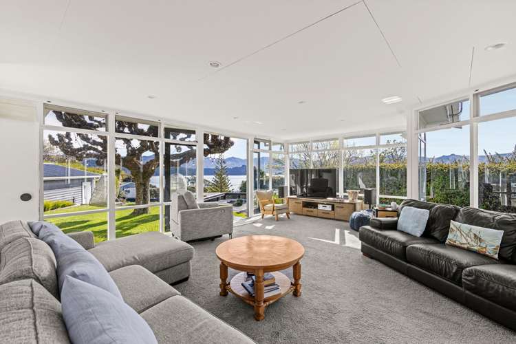 12 Andersons Road Charteris Bay_11
