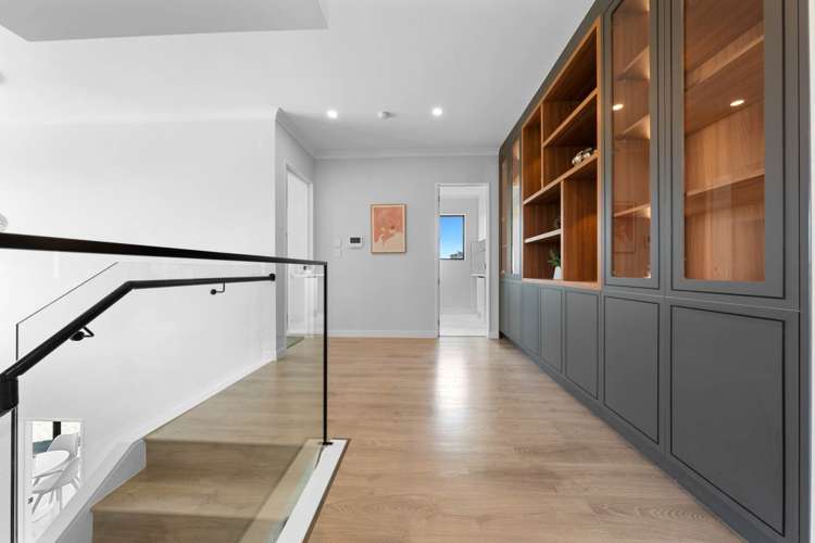 23 Ridgehill Rise Flat Bush_18