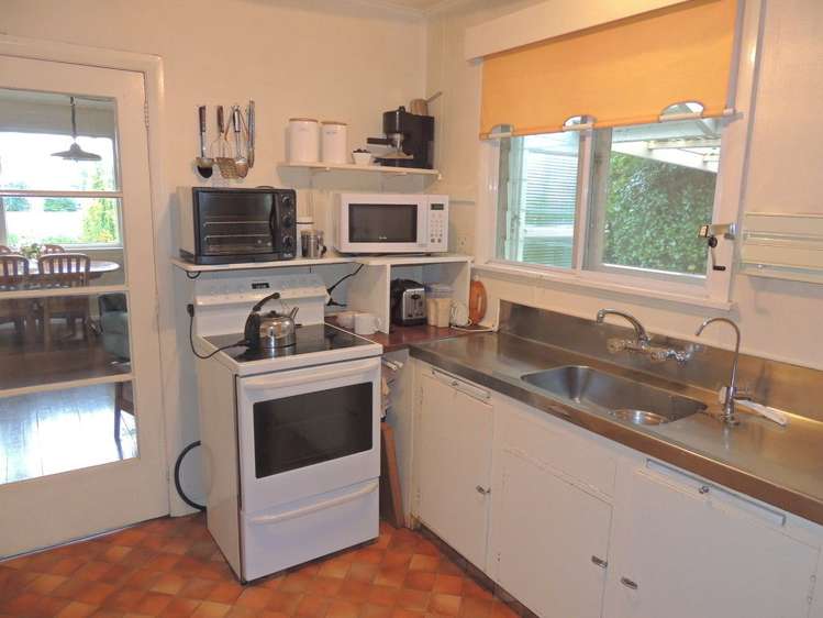 29 Intermediate Street Solway_11