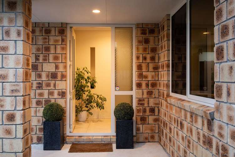 17 Edward Street Grandview Heights_2