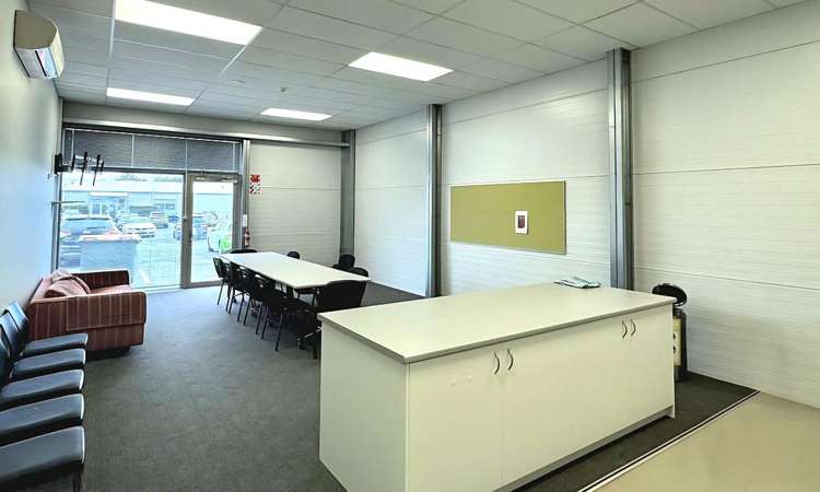 100B Orchard Road Harewood_6