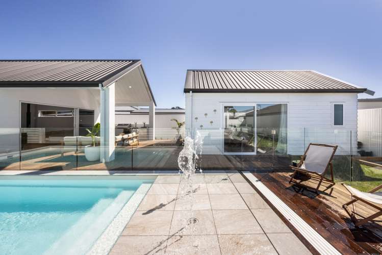 29 Warwick Crescent Taradale_16