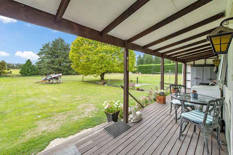 1406 Cust Road Cust_18