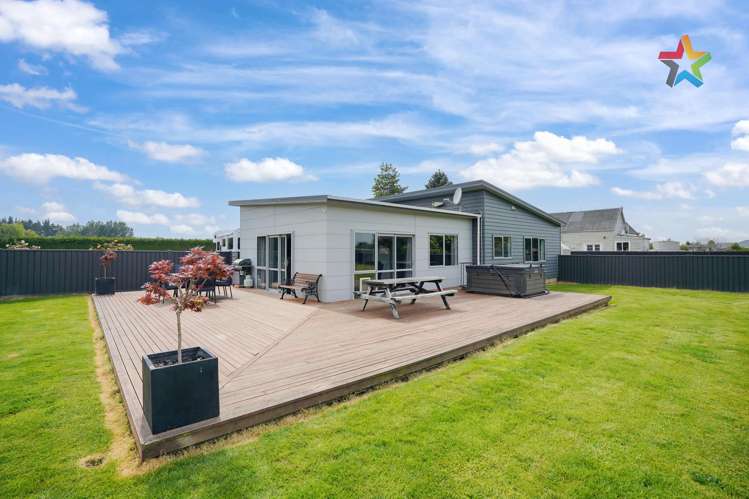 29 Grove Bush Woodlands Road Woodlands_1