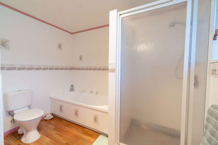 44 Howden Street Te Anau_13