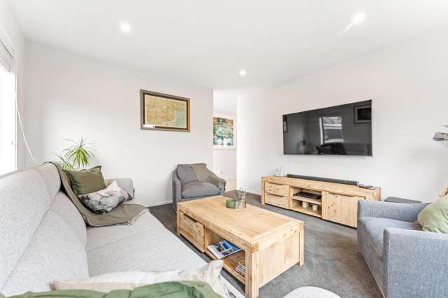 8 Matahae Crescent Wainui_3