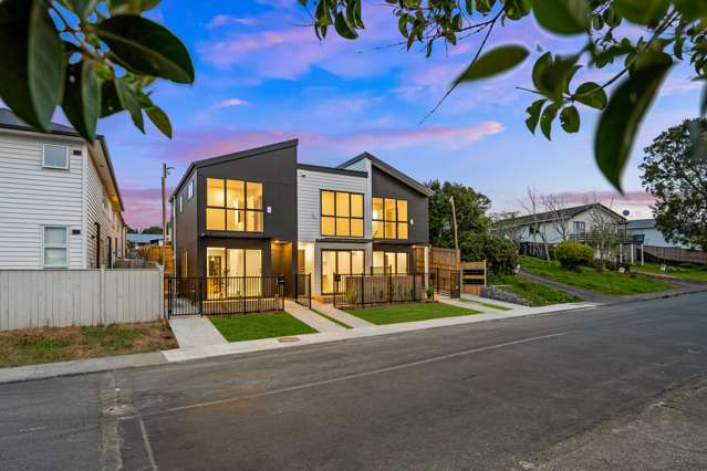 ARCHITECTURALLY DESIGNED EXECUTIVE TOWNHOUSE