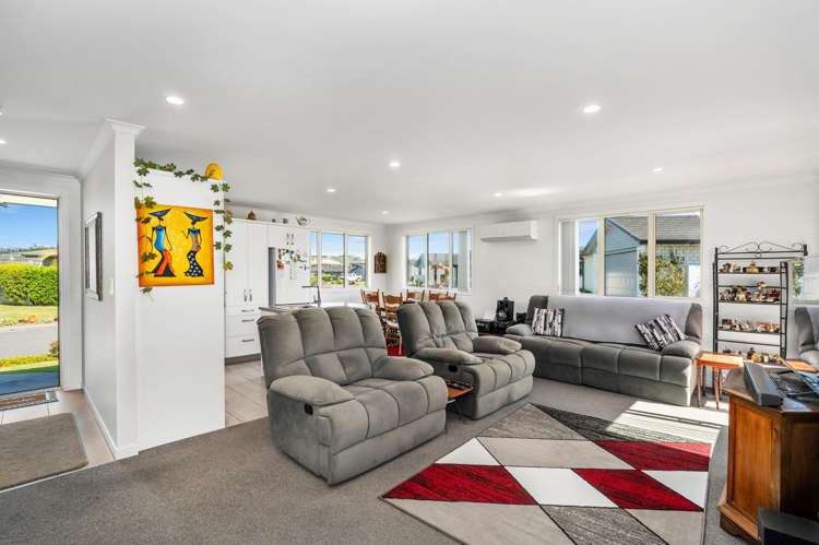 87/4 Greystone Place Omokoroa_2