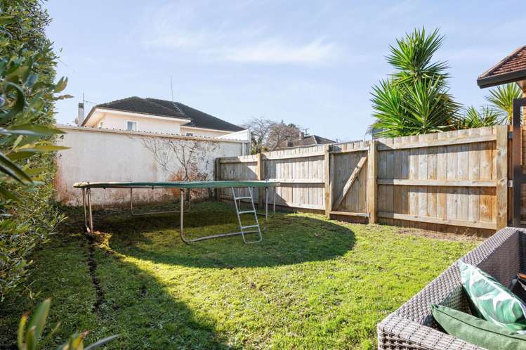 233 Te Rapa Road Beerescourt_18