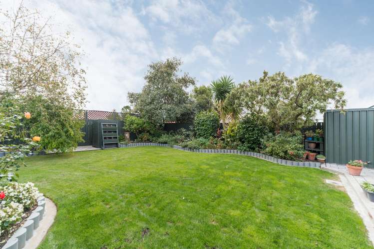 98 John F Kennedy Drive Milson_26